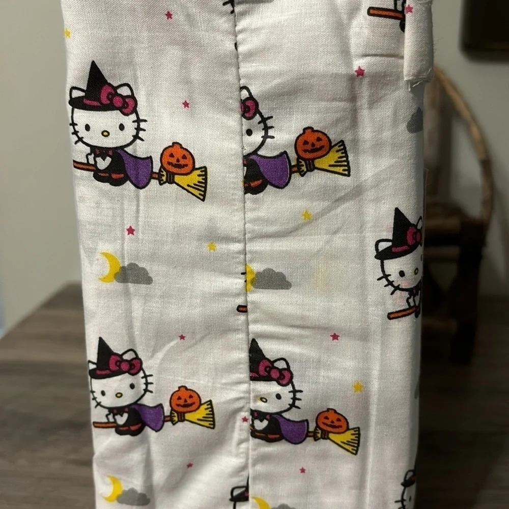 NEW HELLO KITTY QUEEN SIZE WITCH HALLOWEEN SHEET SET